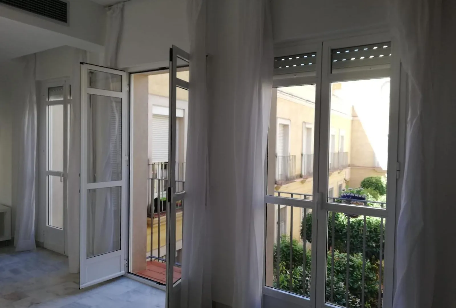 Triana Estudio Seville 0*,  Spain